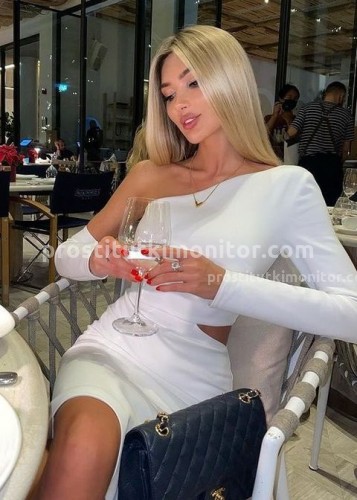 Лина, Г. Стрежевой